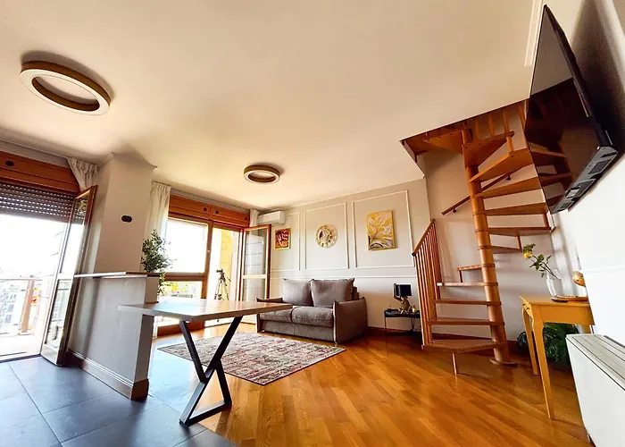 Apartment Luxury House Alessia Rom